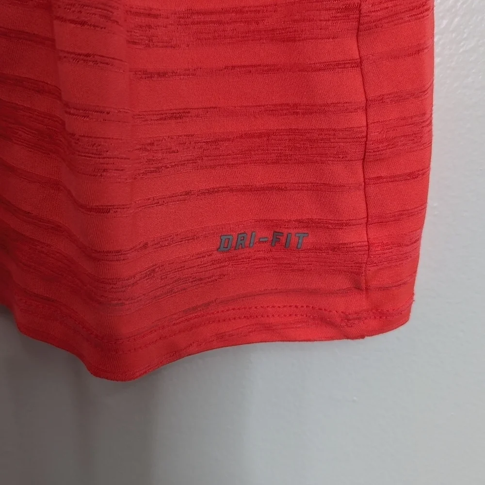 Nike Tank Women's Pink Medium Racer back